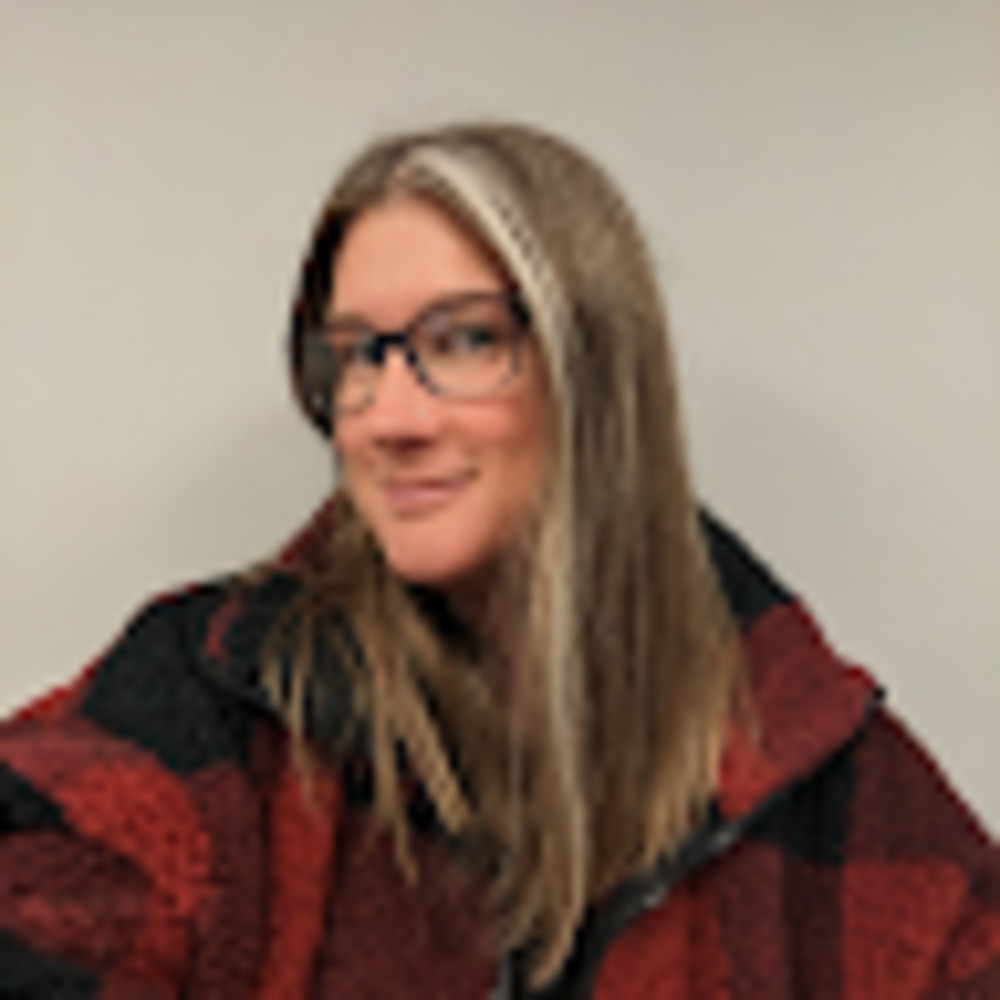 Meet your Posher, Cecelia